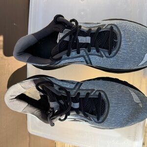 Brooks Men's Athletic Running Shoes Gray and Black